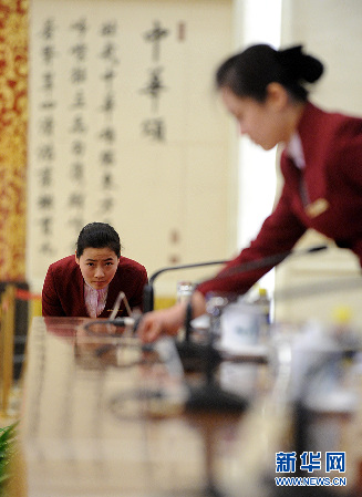 兩會因她們而美麗！