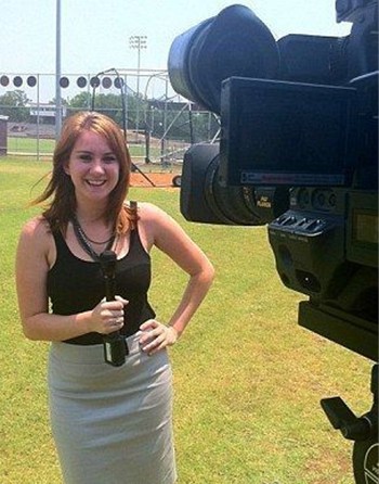 美女記者躲過加拿大槍擊案 命喪《蝙蝠俠前傳3》首映現場