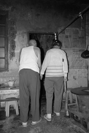 已婚男子為愛私奔 24年藏身閣樓不見天日