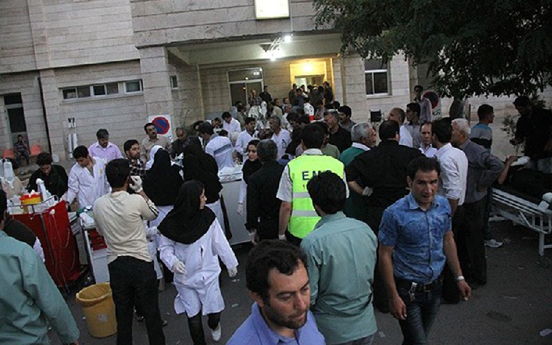 伊朗西北部連發兩次超6級地震數千死傷 醫療人員物資緊缺