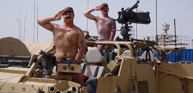 社交網(wǎng)站團體力挺哈里王子 上萬成員全體“裸拍”