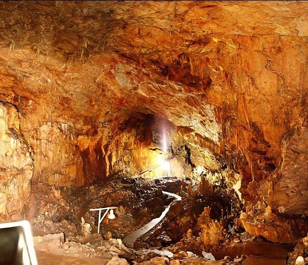 考古學家發現古希臘神話中地獄“原型” 曾為墓地和葬禮舉辦地