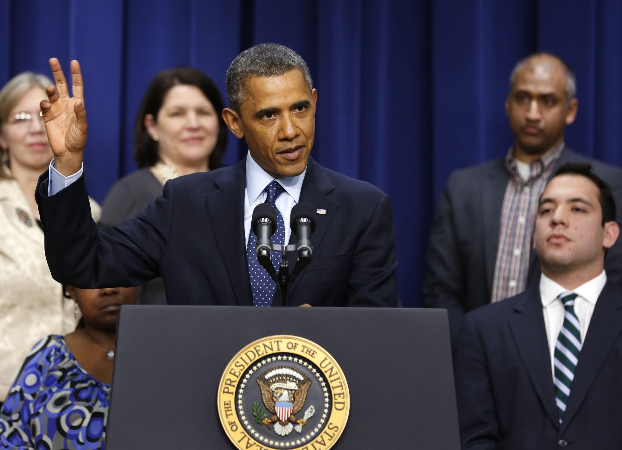 美參議院通過“財政懸崖”解決方案 自動減支措施推遲兩個月