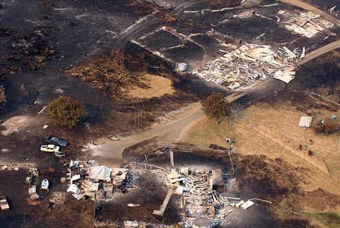 澳大利亞?wèn)|南部島嶼火災(zāi)肆虐 已致100多人失蹤