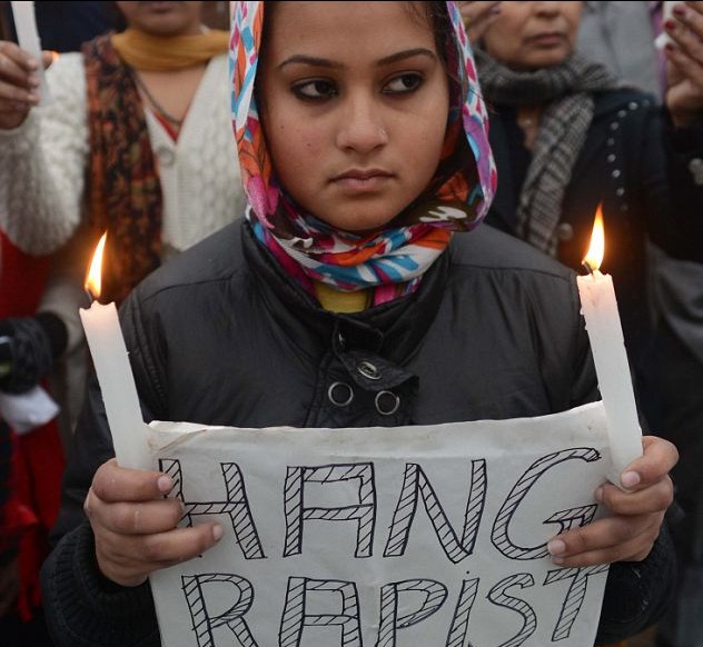 印警方稱黑公交輪奸案有預謀 又一女子遭厄運六嫌犯落網(wǎng)