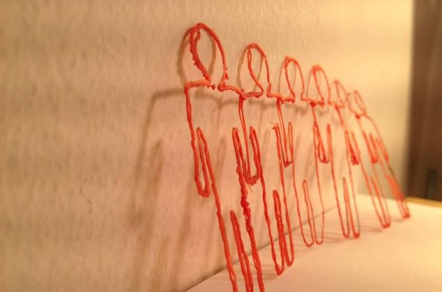 3D創意來襲：神奇涂鴉筆空中揮舞作畫 立體動物T恤栩栩如生