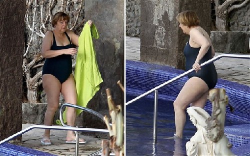 默克爾意大利度假被問責 歐元區危機如影隨形