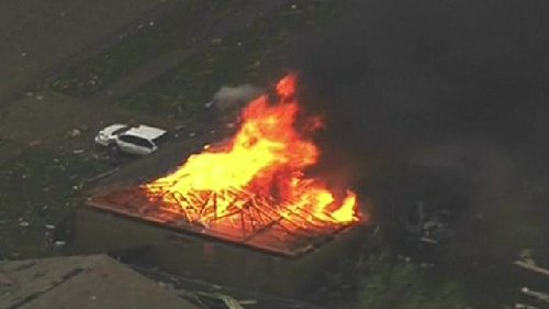 龍卷風襲擊俄克拉荷馬城郊 造成至少37人死亡