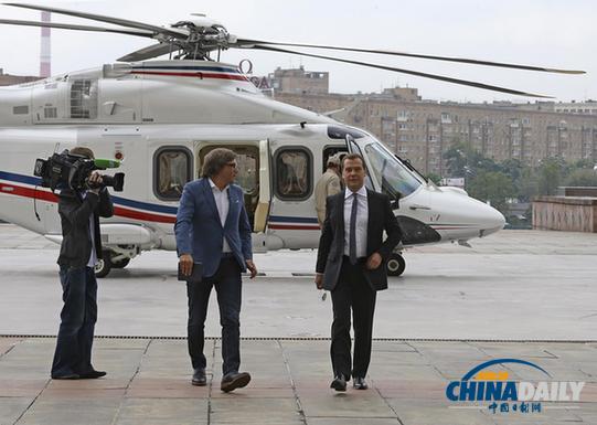 俄總理承認下野可能性 稱不后悔未連任總統(tǒng)