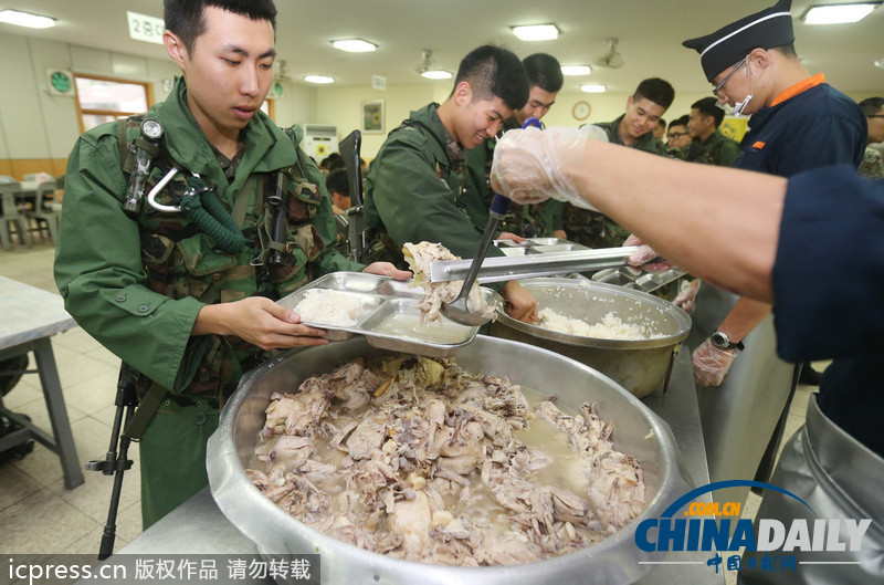 美味大補超幸福！韓國陸軍訓練食譜加入鮑魚參雞湯