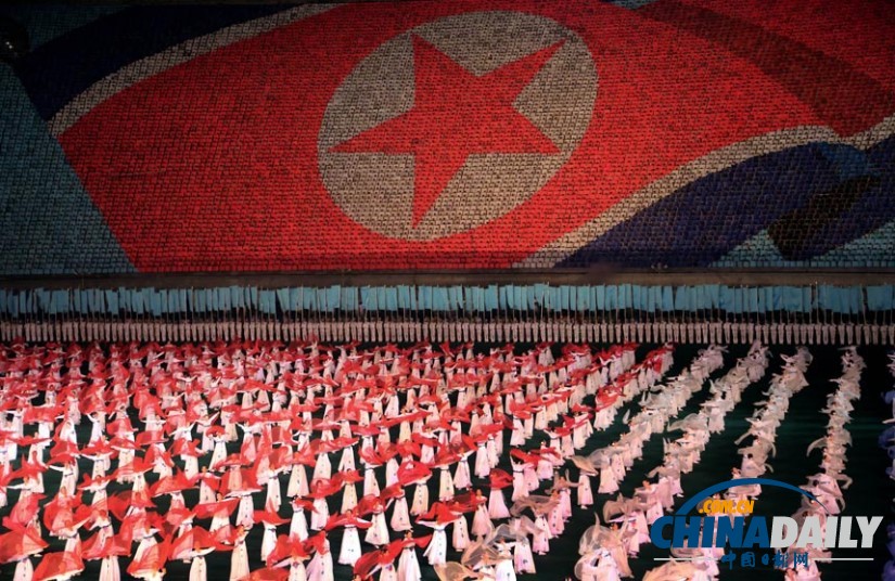 組圖：平壤舉行《阿里郎》表演 慶祝朝鮮戰爭結束60周年
