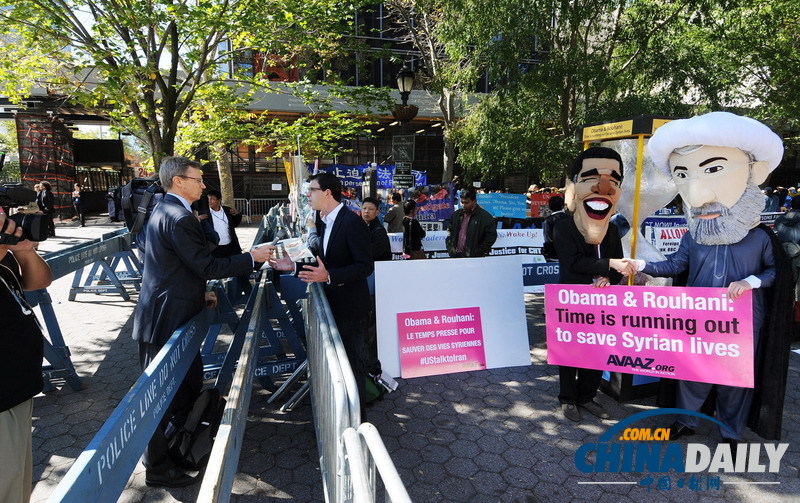 民間組織扮奧巴馬與魯哈尼 呼吁兩國助敘利亞結束內戰