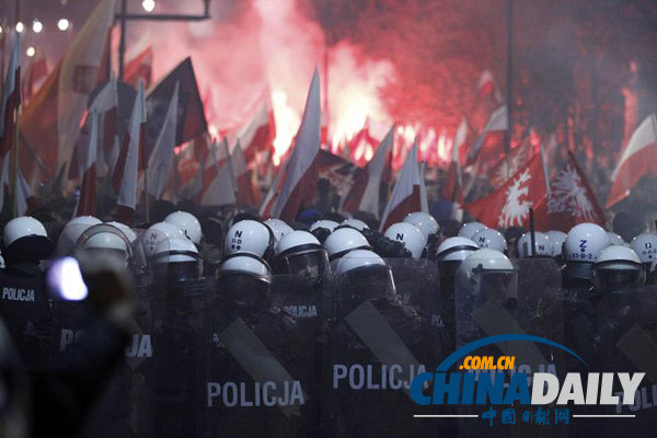 俄外交部因俄駐華沙大使館騷亂事件召見波蘭大使