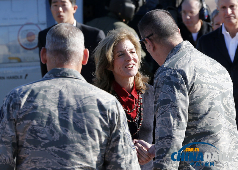新任美駐日大使訪問美軍基地 面臨搬遷等棘手問題（高清組圖）