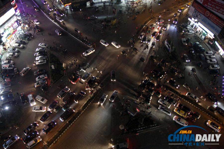 孟加拉反選舉示威暴力化 無辜平民慘遭波及受重傷