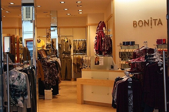 逛步行街喝咖啡 瑞士農村人竟這樣生活