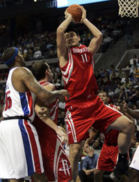 姚明將成為NBA第一中鋒?