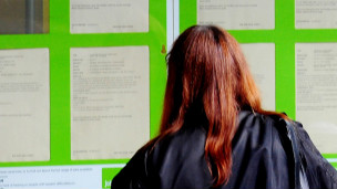 就業難 英國大學生求職競爭激烈