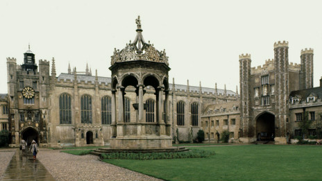 劍橋大學(xué)破例對(duì)作弊學(xué)生罰款