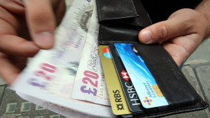 英國一大學禁止“發薪日貸款”廣告