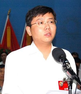 受網絡監(jiān)督：80后市長必經的仕途成人禮