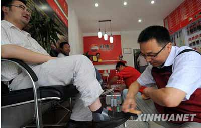 大學生自主創業瓶頸何在？75%有創業熱情僅2%行動