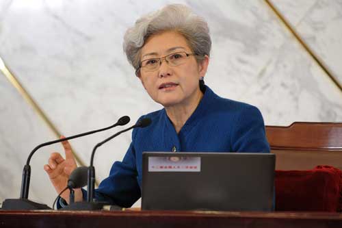 傅瑩回應軍費增長：中國的國防力量是防御性的