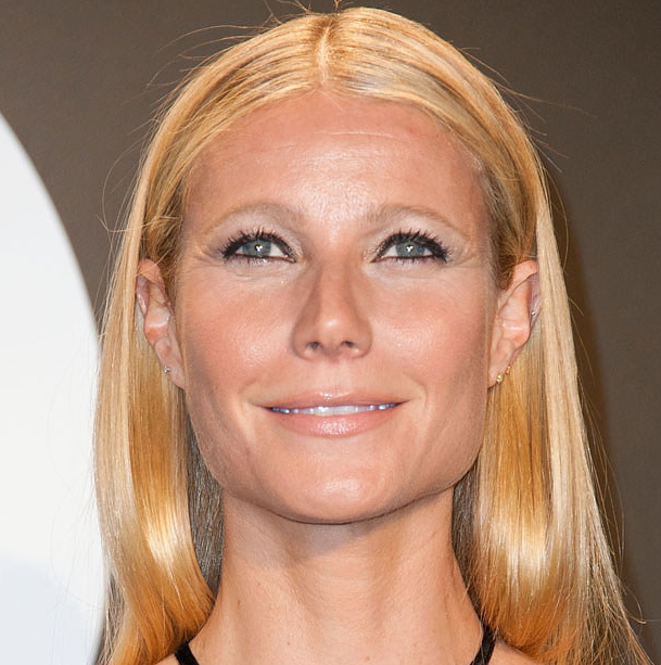 畫上胡子毫無(wú)違和感的美艷女星