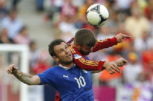 比賽中的“平局”英文怎么說？