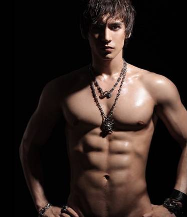 如何形容型男的身材?