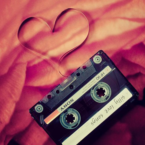 用英語說情話:傾訴“I love you”的99種方式