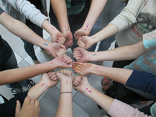 “分號(hào)紋身”的暗語你懂嗎?