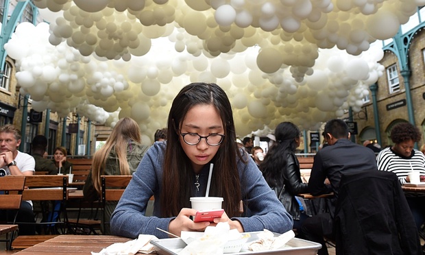 千禧一代自我評價：貪婪、自私、浪費