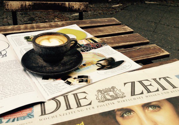 真正的“咖啡杯”:用咖啡渣制成的杯碟