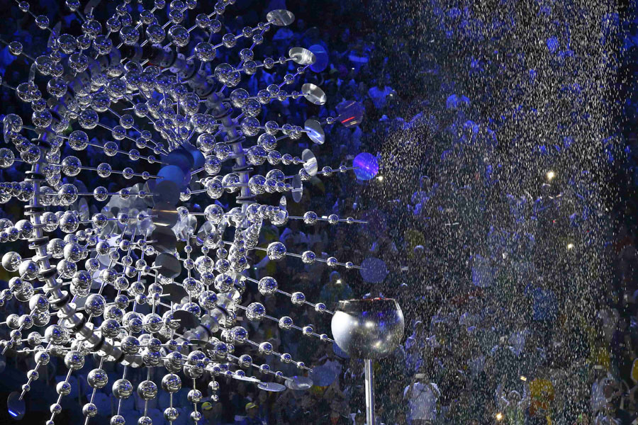 直擊里約奧運閉幕式：再見，里約！你好，東京?。ńM圖）