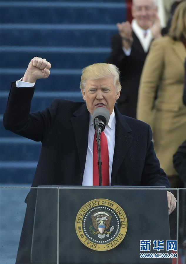 特朗普宣誓就任美國總統（組圖）