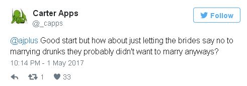 印度官員發木棒供新娘自衛 酒后家暴的丈夫該打