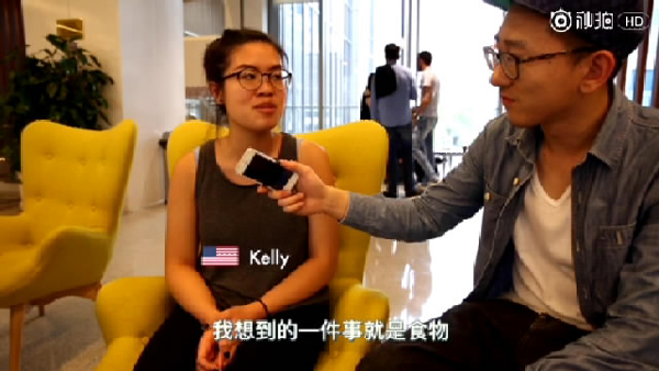 外國(guó)人街訪：和中國(guó)人談戀愛(ài)時(shí)，老外最“嫌棄”哪點(diǎn)