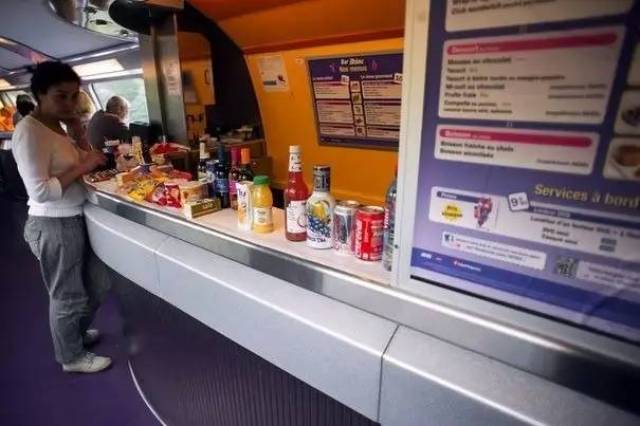 厭倦了國內高鐵餐？來看看“別人家的盒飯”長啥樣（組圖）