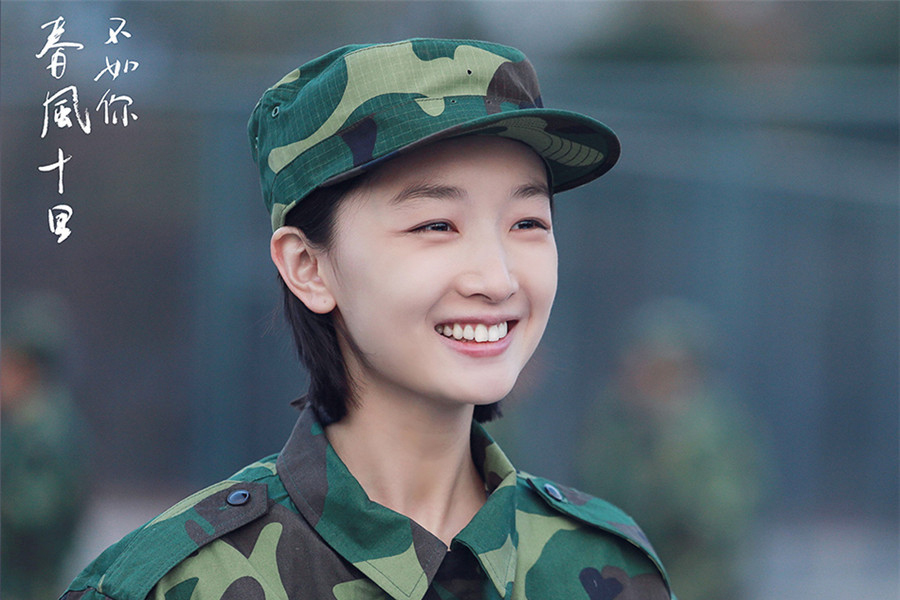 制服誘惑：國內(nèi)演員誰穿軍裝最有范兒？（組圖）