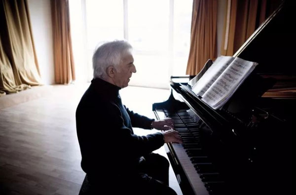 老外在中國:來感受中國音樂的力量!它正在走出國門,征服世界