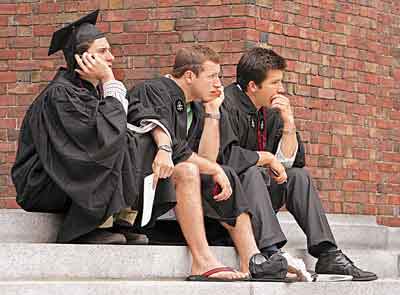 畢業即失業 美國畢業生狀告母校索賠學費