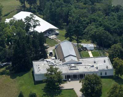 克林頓愛女大婚在即 小鎮喜氣洋洋