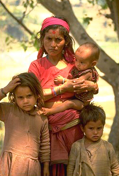 潘基文2011國際消除貧困日致辭(中英)