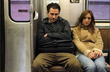 不文雅的“大爺式占座”你遇到過(guò)嗎?