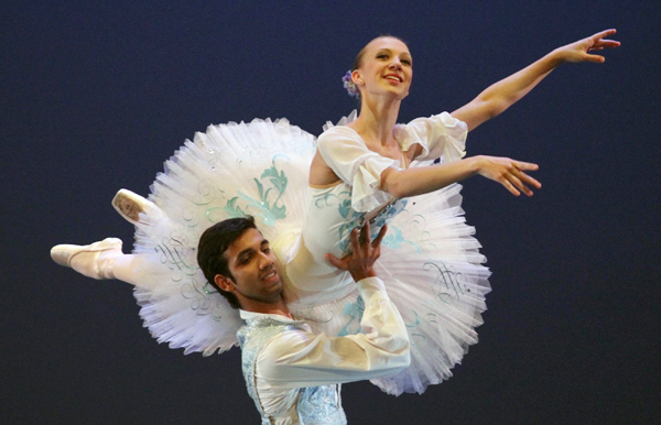 Wang Yun awarded the Gloria Grand Prix