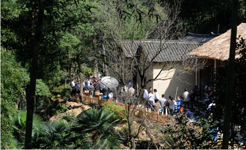 LuAn Declaration released at the Transcontinental Video Conference on Green Growth in a poor Chinese farmer's house
