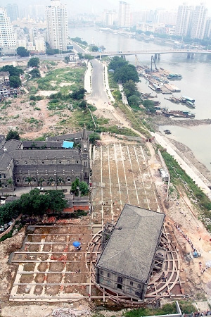 Cathedral of St Dominic makes 90-degree turn