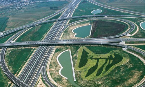 Taking only 40 minutes to the airport