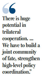 Xi proposes joint efforts on three-way economic corridor